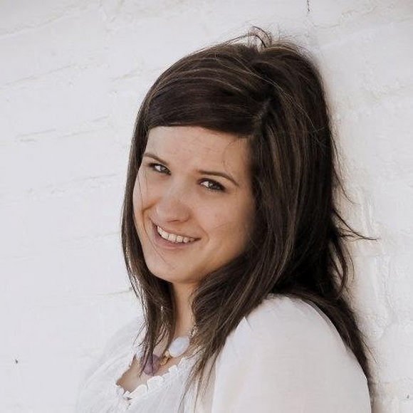 Meet your Posher, Jessalyn - Picture 1 of 1